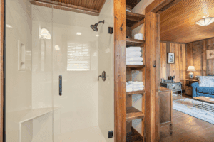 glen_choga_Lodge_Nantahala_NC_Hotel_Hydrangea_Suite 5 - Glen Choga Lodge image of hotel room at glen choga lodge in nantahala north carolina - Hydrangea Suite