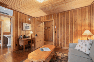glen_choga_Lodge_Nantahala_NC_Hotel_Mallard_Suite_2 3 - Glen Choga Lodge image of hotel room at glen choga lodge in nantahala north carolina - Mallard Suite